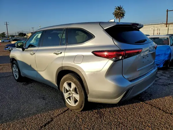 5TDZZRAH2LS007233 2020 TOYOTA HIGHLANDER - Image 2