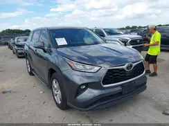5TDZZRAH2LS019205 2020 TOYOTA HIGHLANDER