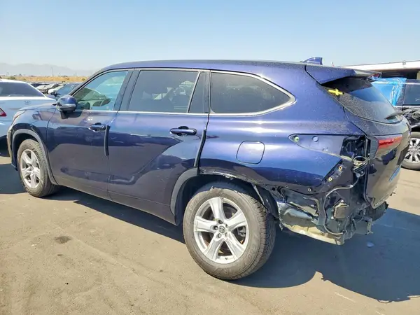 5TDZZRAH2LS506274 2020 TOYOTA HIGHLANDER - Image 2