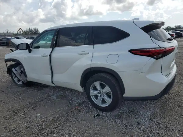 5TDZZRAH2LS510230 2020 TOYOTA HIGHLANDER - Image 2