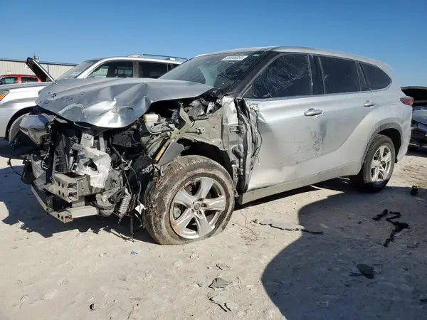 5TDZZRAH2MS063447 2021 TOYOTA HIGHLANDER - Image 1