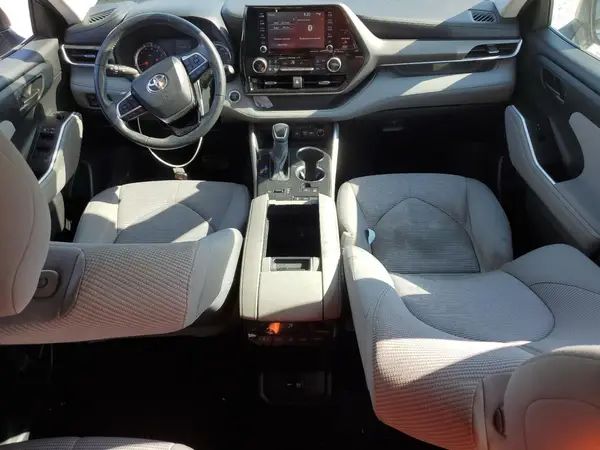 5TDZZRAH2MS067837 2021 TOYOTA HIGHLANDER - Image 8