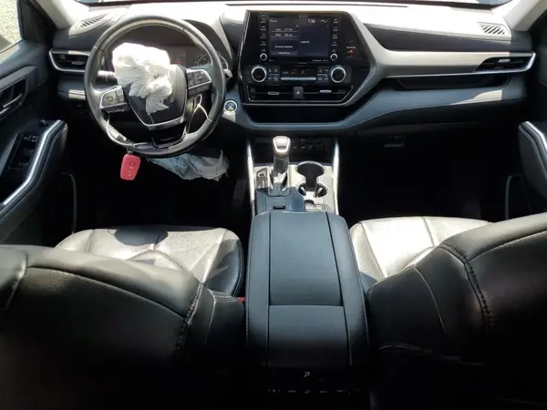 5TDZZRAH2MS072049 2021 TOYOTA HIGHLANDER - Image 8