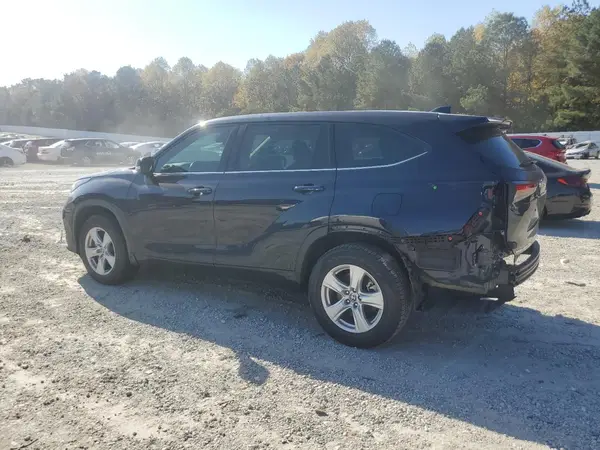 5TDZZRAH2MS074089 2021 TOYOTA HIGHLANDER - Image 2