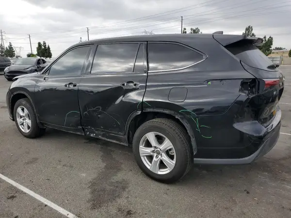 5TDZZRAH2NS125527 2022 TOYOTA HIGHLANDER - Image 2