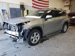 5TDZZRAH2NS551332 2022 TOYOTA HIGHLANDER