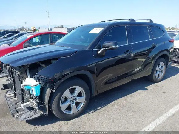 5TDZZRAH3LS020606 2020 TOYOTA HIGHLANDER - Image 2