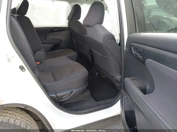 5TDZZRAH3MS074747 2021 TOYOTA HIGHLANDER - Image 8