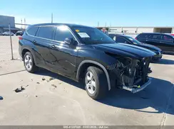 5TDZZRAH3NS097818 2022 TOYOTA HIGHLANDER