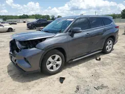 5TDZZRAH3NS103648 2022 TOYOTA HIGHLANDER