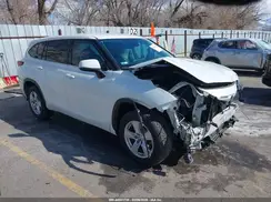 5TDZZRAH3NS105609 2022 TOYOTA HIGHLANDER