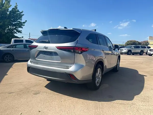 2022 TOYOTA HIGHLANDER COPART lot 62347006 auction photo 4