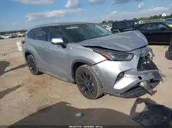 5TDZZRAH3NS139405 2022 TOYOTA HIGHLANDER