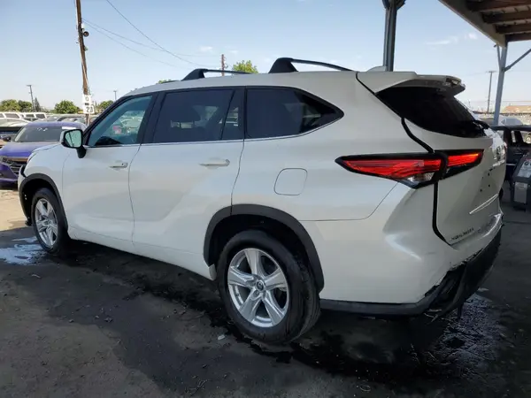5TDZZRAH4LS000512 2020 TOYOTA HIGHLANDER - Image 2