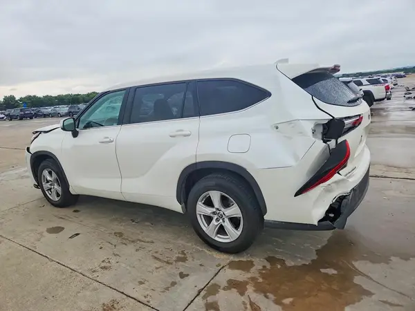 5TDZZRAH4MS079245 2021 TOYOTA HIGHLANDER - Image 2