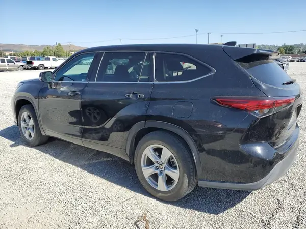 5TDZZRAH5LS010756 2020 TOYOTA HIGHLANDER - Image 2