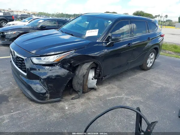 5TDZZRAH5LS012443 2020 TOYOTA HIGHLANDER - Image 2