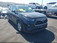 5TDZZRAH5MS068710 2021 TOYOTA HIGHLANDER