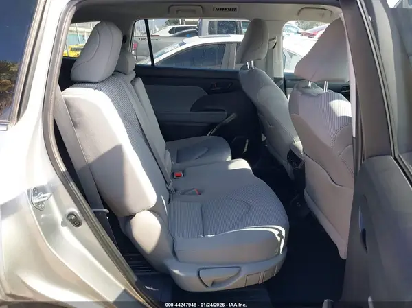 5TDZZRAH5MS077603 2021 TOYOTA HIGHLANDER - Image 8