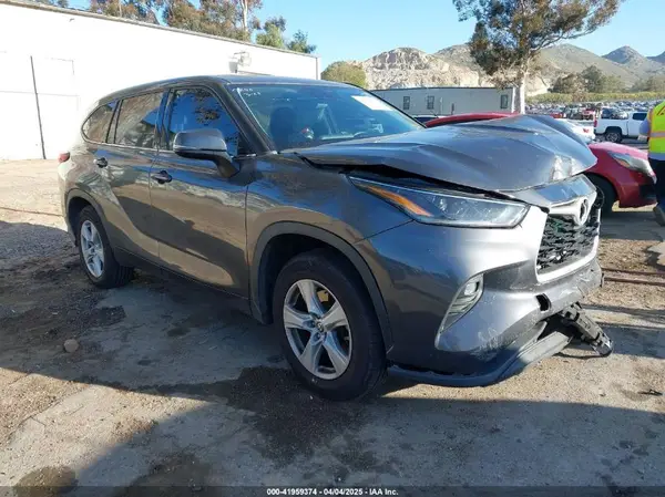 5TDZZRAH5MS516525 2021 TOYOTA HIGHLANDER - Image 1