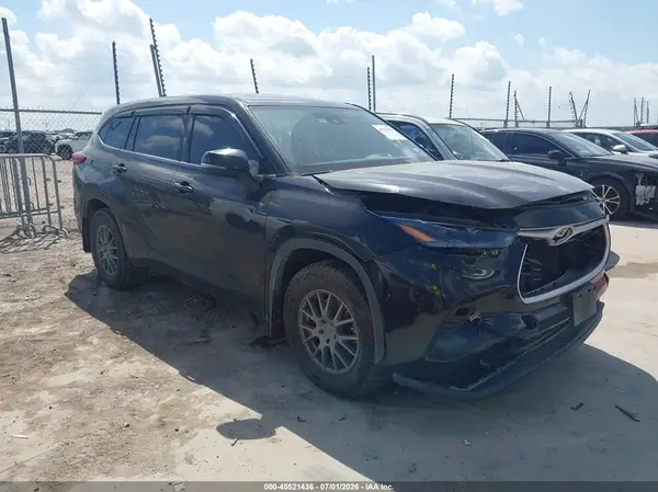 5TDZZRAH5MS517352 2021 TOYOTA HIGHLANDER - Image 1