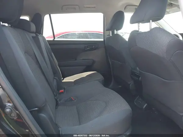 5TDZZRAH5NS116921 2022 TOYOTA HIGHLANDER - Image 8