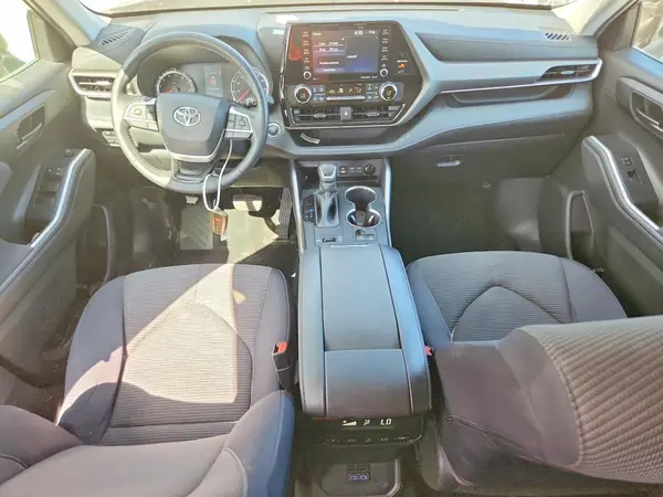 5TDZZRAH5NS557657 2022 TOYOTA HIGHLANDER - Image 8