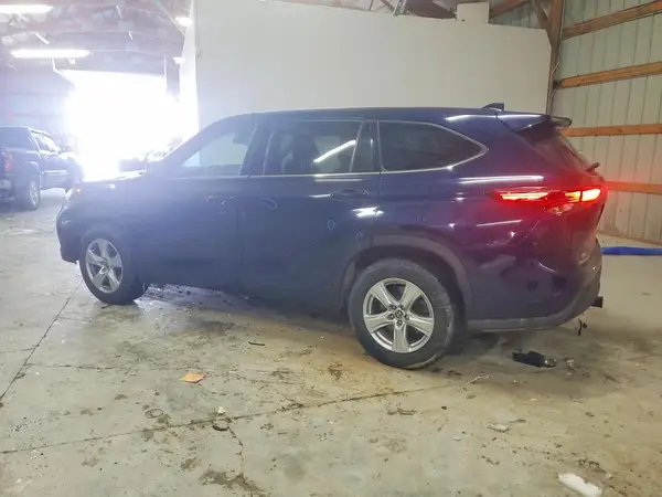 5TDZZRAH6LS006098 2020 TOYOTA HIGHLANDER - Image 2