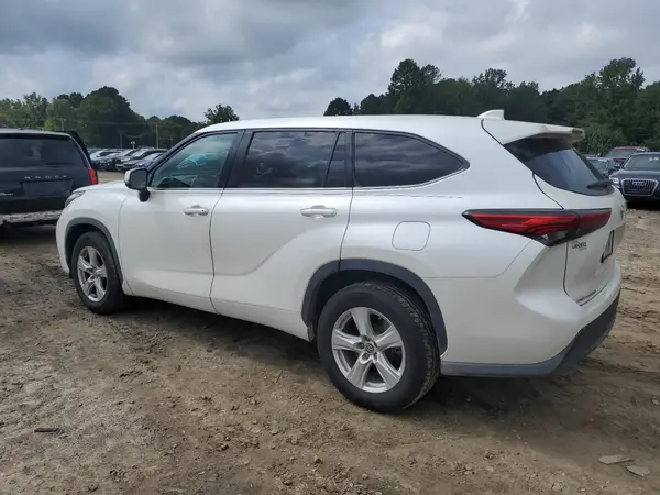 5TDZZRAH6LS008398 2020 TOYOTA HIGHLANDER - Image 2