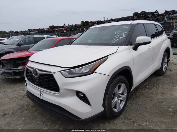 5TDZZRAH6LS023659 2020 TOYOTA HIGHLANDER - Image 2