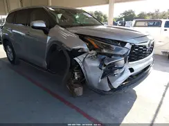 5TDZZRAH6MS033562 2021 TOYOTA HIGHLANDER
