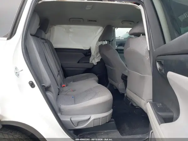 5TDZZRAH6MS055173 2021 TOYOTA HIGHLANDER - Image 8