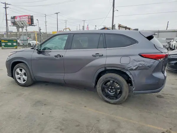 5TDZZRAH6NS554511 2022 TOYOTA HIGHLANDER - Image 2