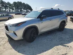 5TDZZRAH7MS529017 2021 TOYOTA HIGHLANDER