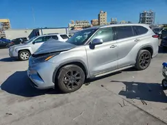 5TDZZRAH7NS121165 2022 TOYOTA HIGHLANDER