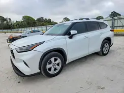 5TDZZRAH7NS542187 2022 TOYOTA HIGHLANDER