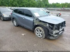 5TDZZRAH8MS032512 2021 TOYOTA HIGHLANDER