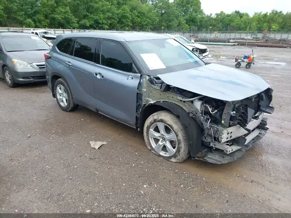5TDZZRAH8MS032512 2021 TOYOTA HIGHLANDER - Image 1