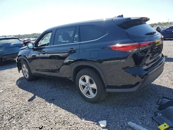 5TDZZRAH8MS515126 2021 TOYOTA HIGHLANDER - Image 2