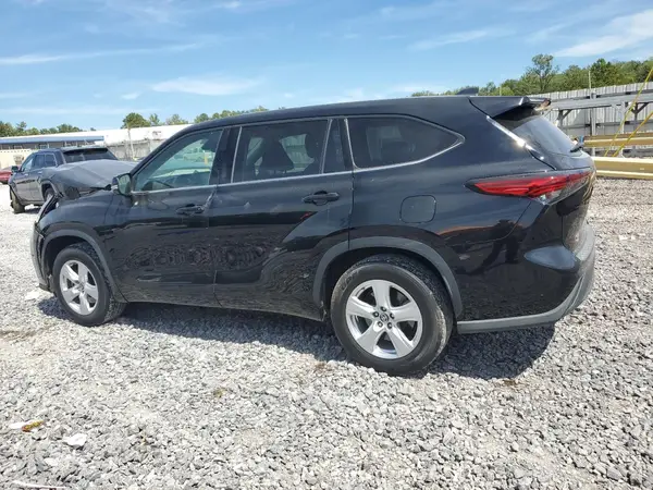 5TDZZRAH8NS540948 2022 TOYOTA HIGHLANDER - Image 2