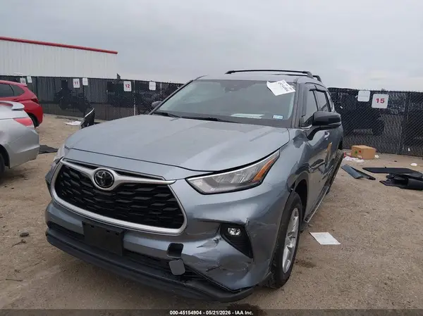 5TDZZRAH9LS019802 2020 TOYOTA HIGHLANDER - Image 2