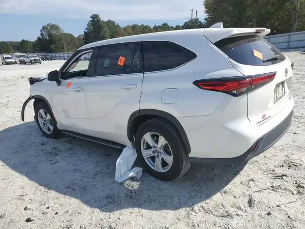 5TDZZRAH9MS043471 2021 TOYOTA HIGHLANDER - Image 2