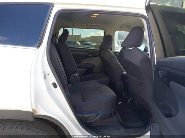 5TDZZRAH9MS063672 2021 TOYOTA HIGHLANDER - Image 8