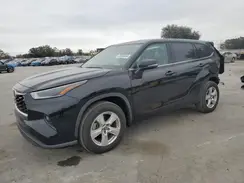 5TDZZRAH9MS065325 2021 TOYOTA HIGHLANDER
