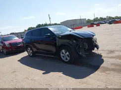 5TDZZRAH9MS072226 2021 TOYOTA HIGHLANDER