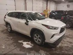 5TDZZRAH9MS523624 2021 TOYOTA HIGHLANDER