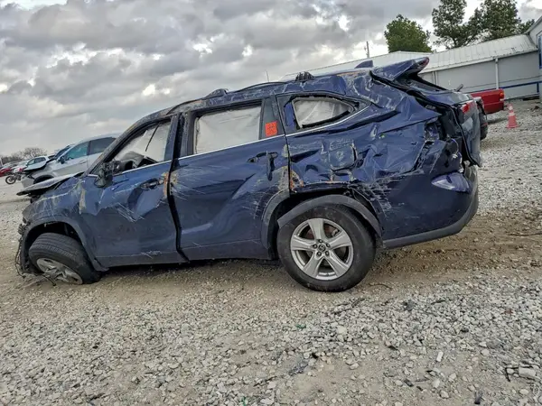 5TDZZRAH9MS535871 2021 TOYOTA HIGHLANDER - Image 2
