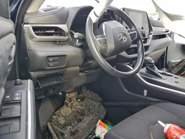 5TDZZRAH9MS535871 2021 TOYOTA HIGHLANDER - Image 8