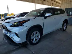 5TDZZRAH9NS131129 2022 TOYOTA HIGHLANDER