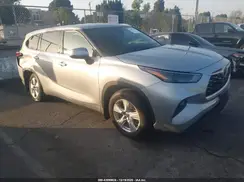 5TDZZRAH9NS542045 2022 TOYOTA HIGHLANDER